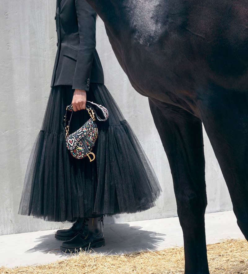 Dior - Photographer Viviane Sassen deftly depicts the